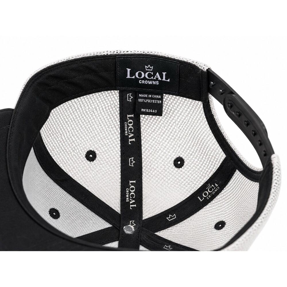Local Crowns Men's Adjustable Mesh Trucker Hat Black White Canada Maple Leaf - Picture 3 of 3
